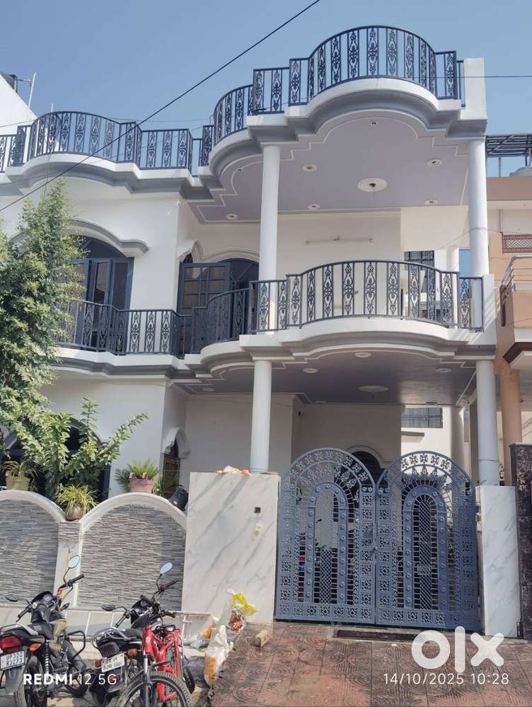 Spacious 2 BHK Independent House Ground floor for Rent with huge Porch
