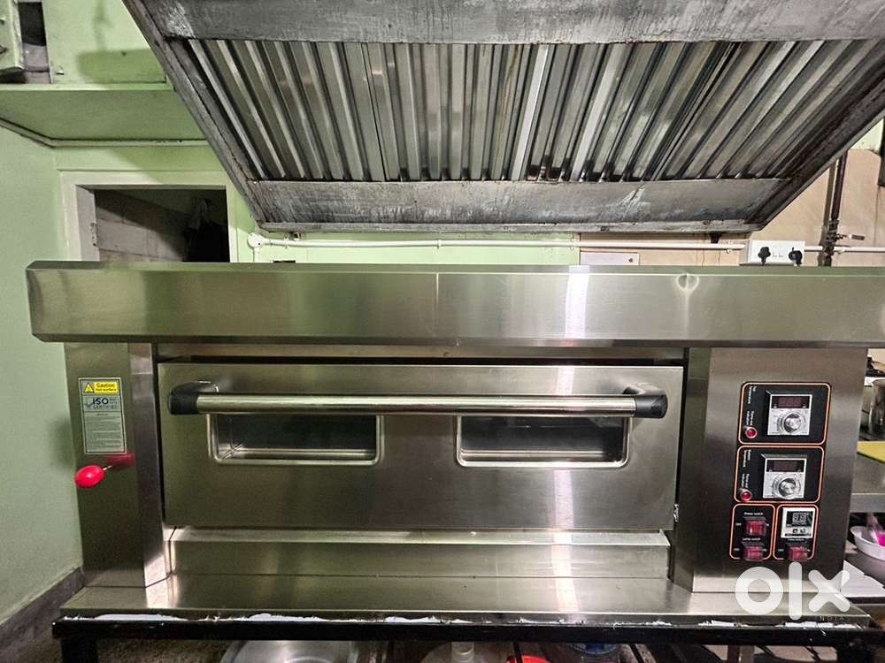 Commercial Oven