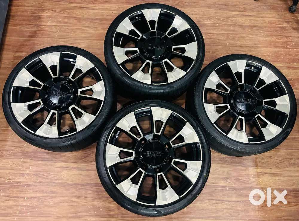 23 inch BMW XM ORIGINAL ALLOY WHEELS  SET OF 4 STRAGGERED SET