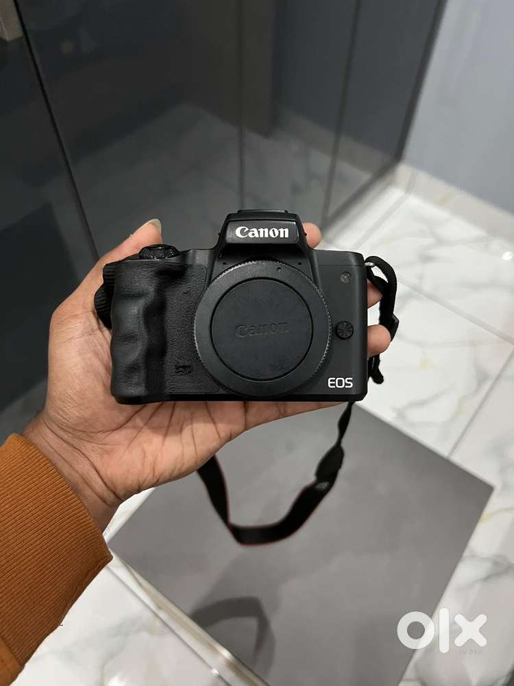 Canon M50 Mark 1 and prime lens