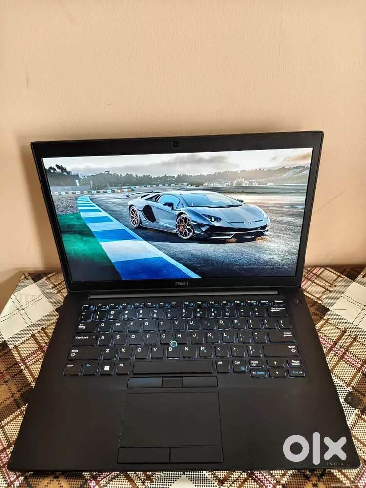 Dell laptop i5-8th 16gbram 256gb ssd