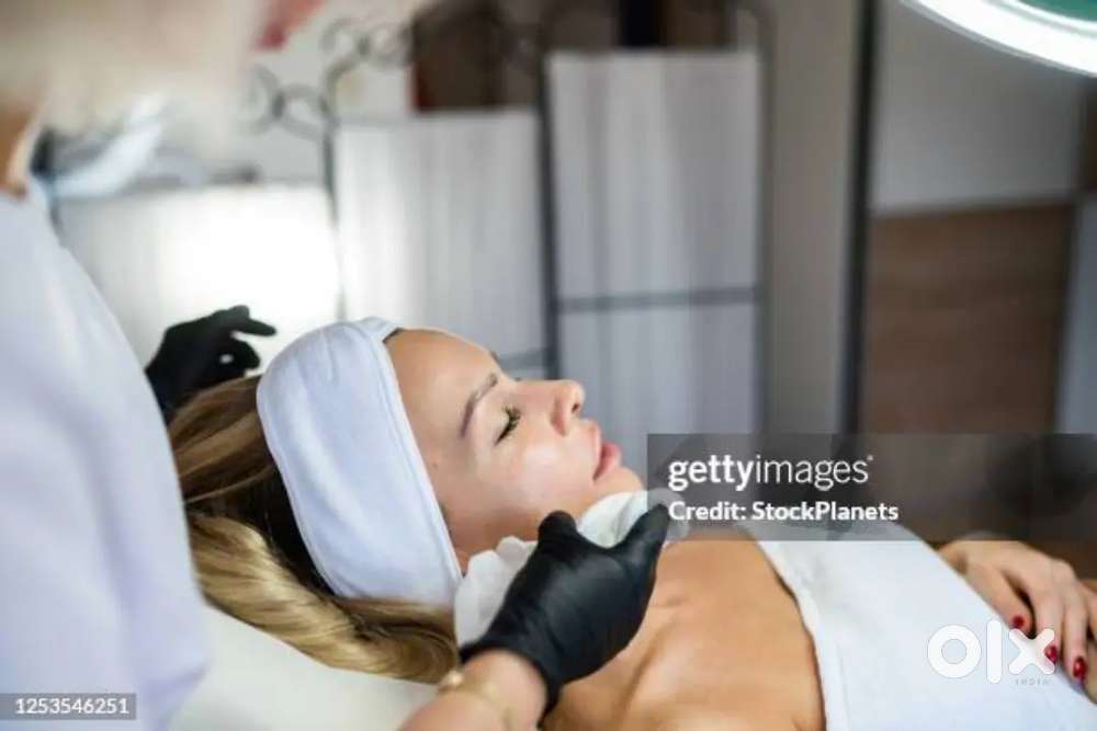 Beauty parlour jobs available in Hyderabad
