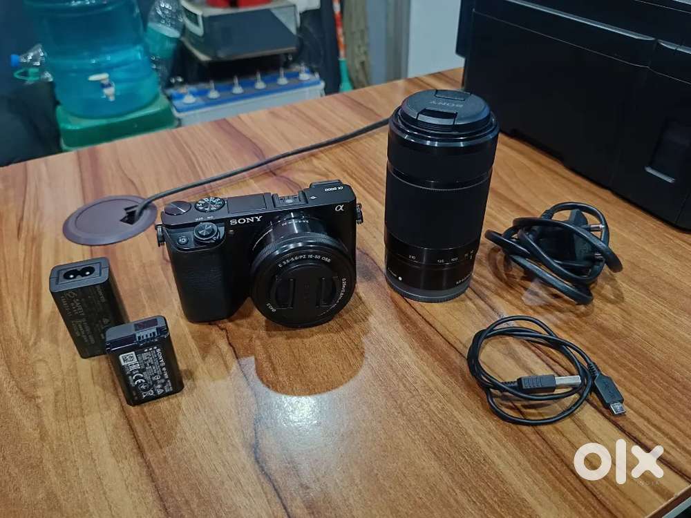 ‼️Sony a6000 mirrorless camera For Sale.