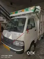 Maruti super carry