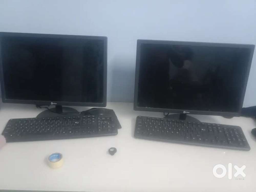 7 qty Intel computers