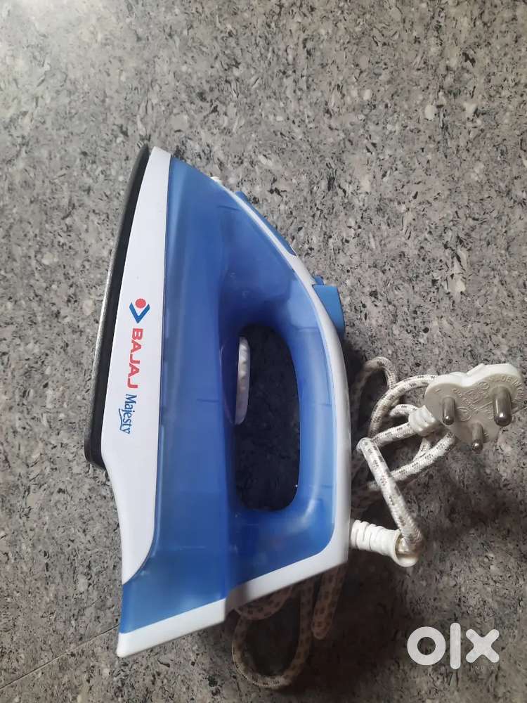 Newly looking used Iron box