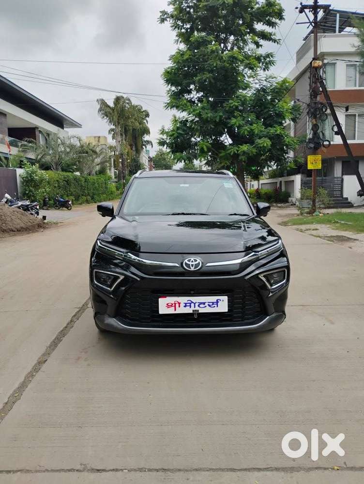 Toyota Urban Cruiser Hyryder 1.5 V Hybrid, 2023, Petrol