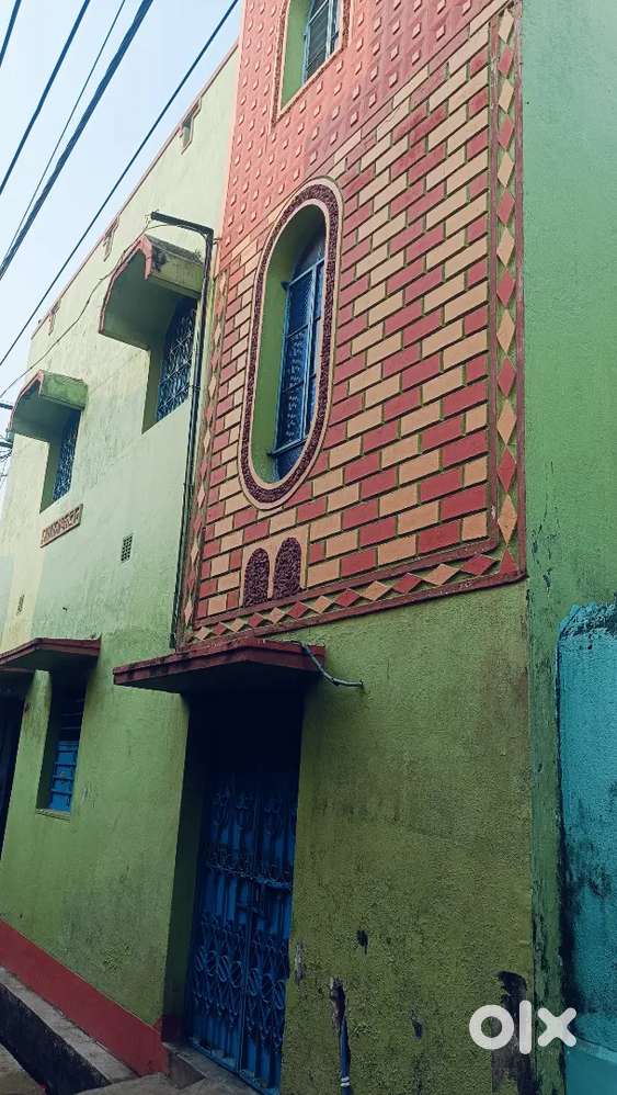 6 bedroom,2 bath,Puja Ghar , kichen