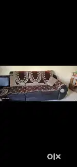 Saag wooden L size sofa