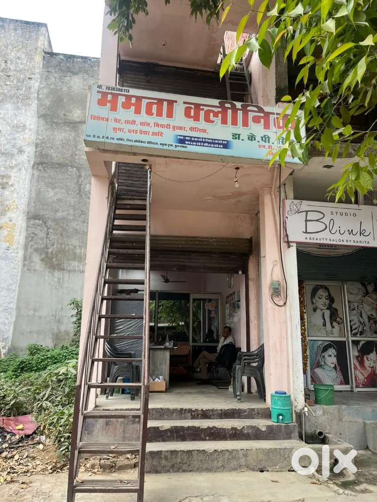 Shop in dps market , near dps yamunapuram