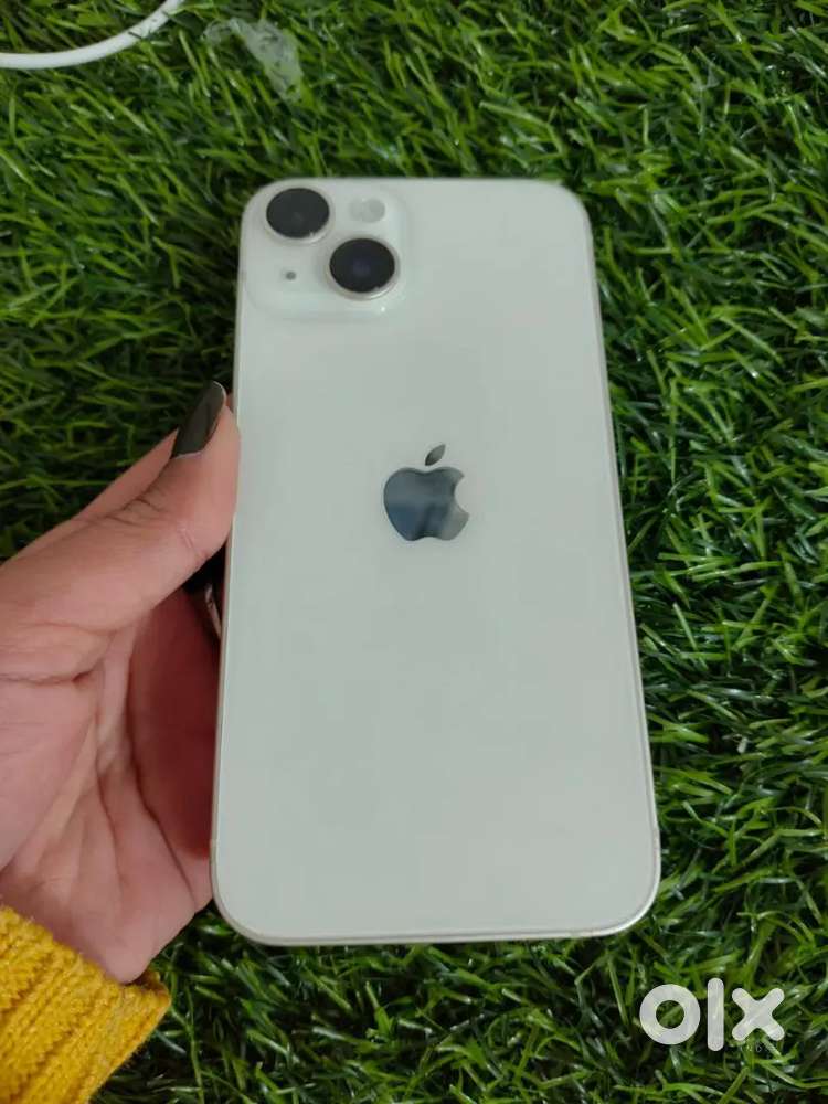 Selling my 4 months old I phone 14 in white colour/.Need urgent money