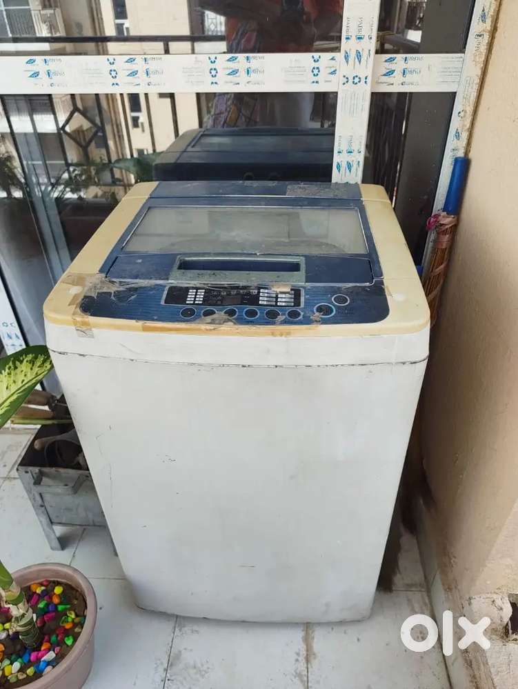 Fully Automatic Top Load LG Washing Machine (Working Perfectly)