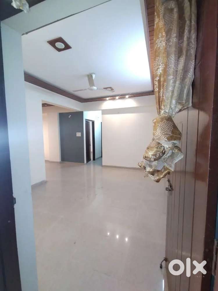 Flats on rent/sale near Aurobindo prime location
