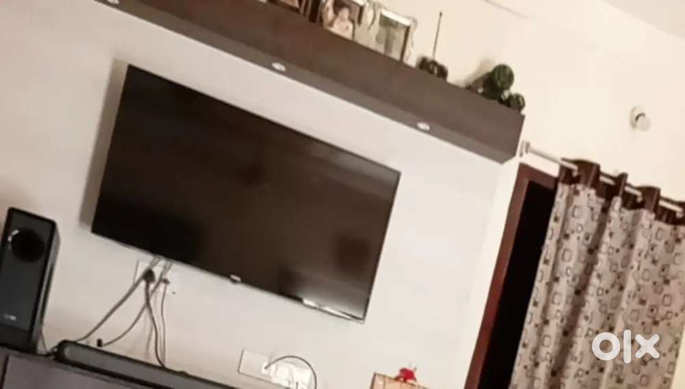 Samsung 43 Inches smart tv