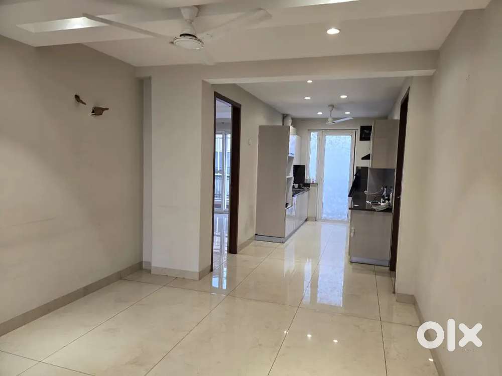 3 BHK semi furnished flat available for rent in wave estate sector 85