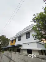 NEWLY BUILT 4BED ROOMS ATTACHED HOME IN ALUVA NEAR PUKKATTUPADY