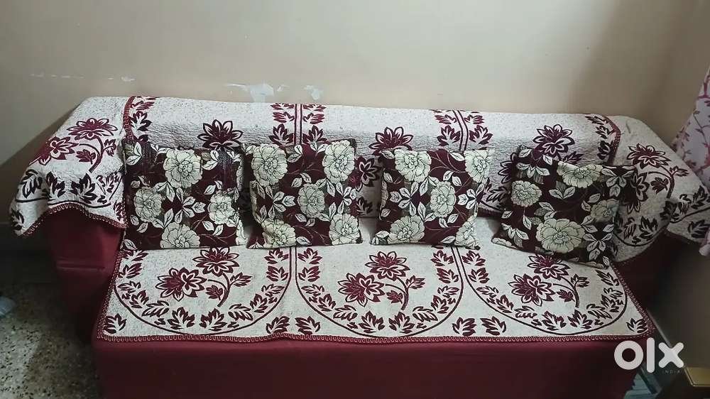 4 Seater Sofa ,convertible to Bed