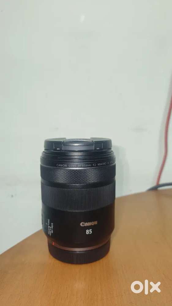 Canon RF 85mm f2