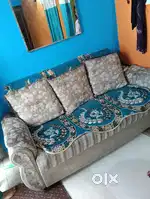 Iam selling a sofa
