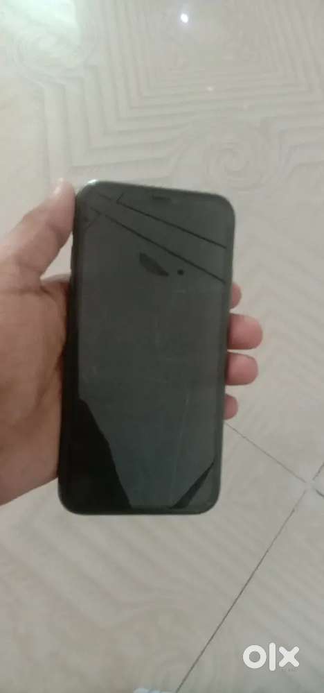 Iphone 11 good condition