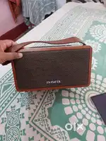 Aiwa luxury speaker like marshall jbl