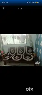 Very good condition sagwan sofa set