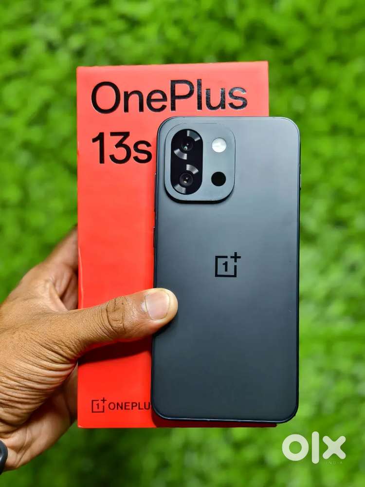 Oneplus 13s sale or exchange. 256gb. 4 month old. Place Pala, kottayam