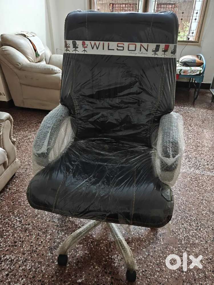 Computer table chairs