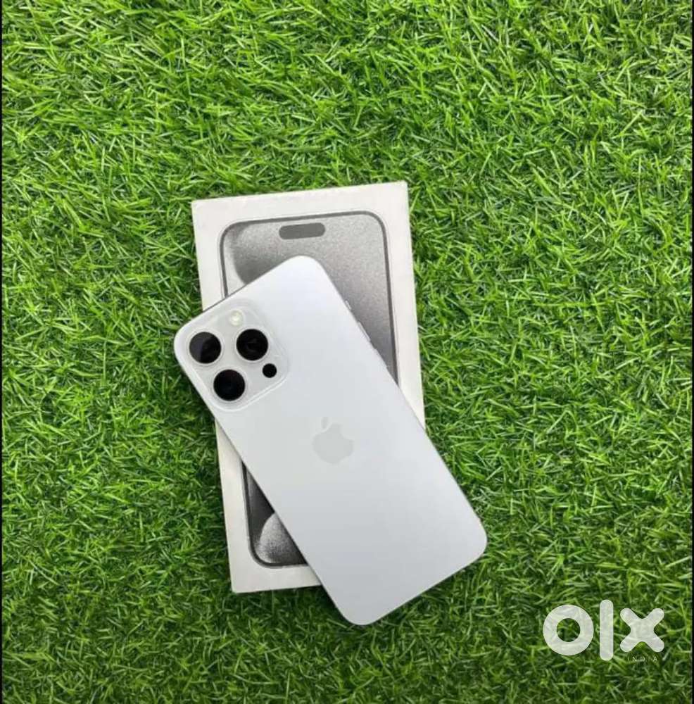 iPhone 15 pro Max on sale my phone because of I need money on urgent