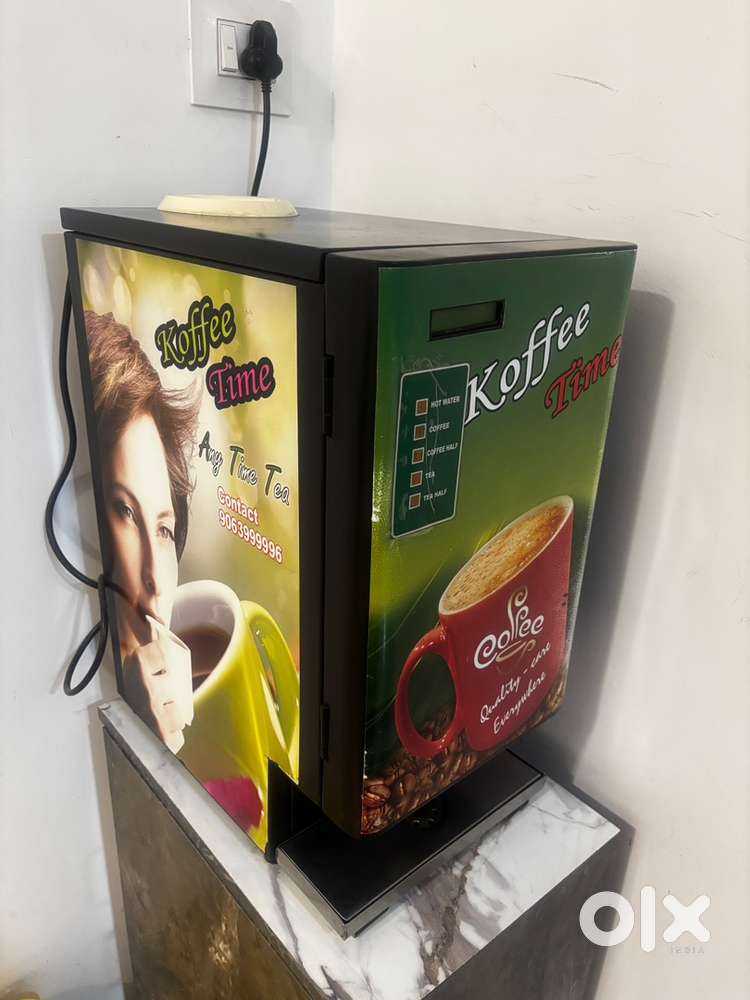 Coffee machine tea coffee and hot water