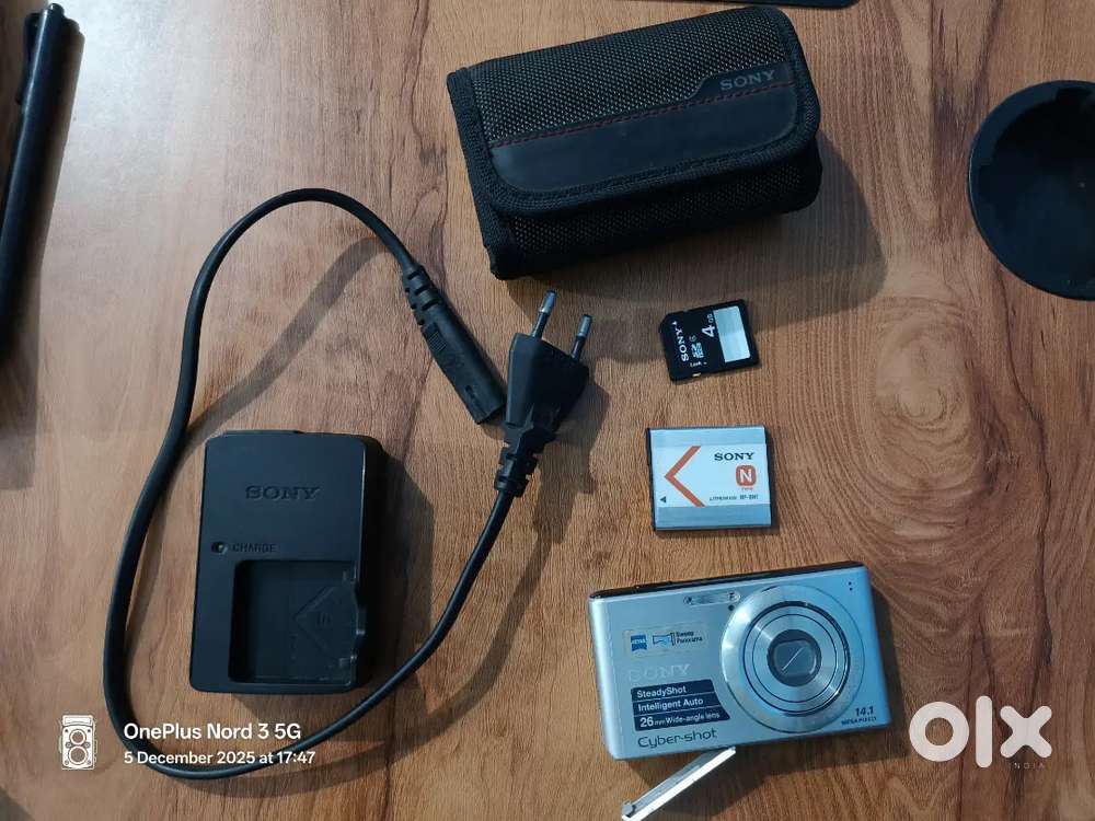 Sony Cyber-shot with Computer and 500 laptop hdd free