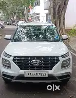 Hyundai Venue 1.2 S (O), 2021, Petrol