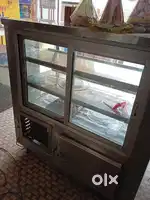 Sweets display conters