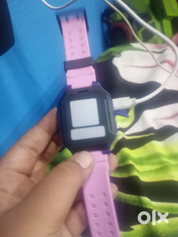 Smart watch with camera with call with charger