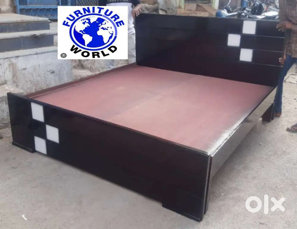 Fixed price available at Furniture store