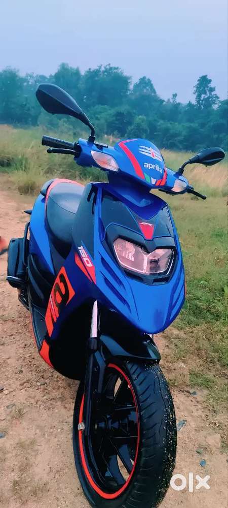 Fix price new condition scoty 18k running only insurance bi achhe