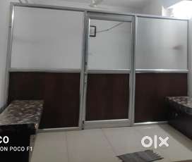 Aluminum section partition (11 foot* 7 foot)