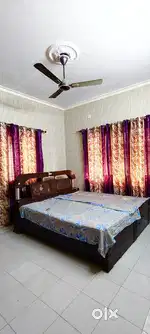 INDEPENDENT ROOM NEAR GRAPHIC ERA FOR BOYS