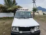 Toyota Qualis 2002 Diesel 300000 Km Driven
