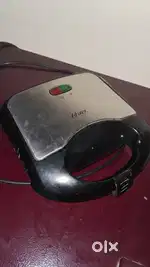 Electric Sandwich Maker