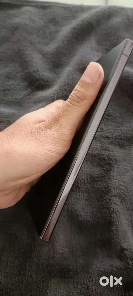 Samsung 23 ultra 512 gb 100%condition working.box adapters