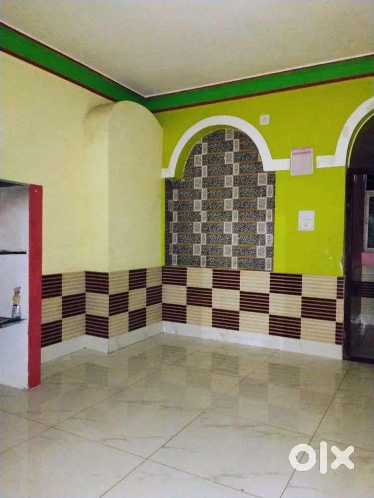 FAMILY, BACHELOR AND COUPLES ROOM AVAILABLE (BROKER CHARGES APPLY)