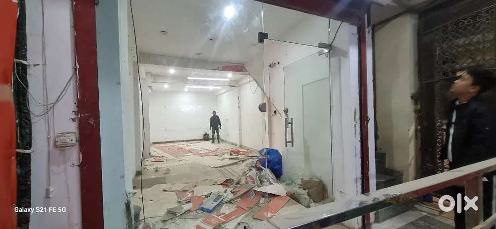 Good shop and great location