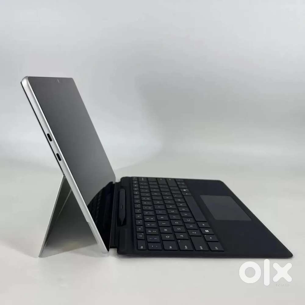 Microsoft Surface Pro 10 13 Silver 2.1 GHz Ultra 7 165U 16GB 512GB SSD