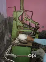 4 Injection molding Machine