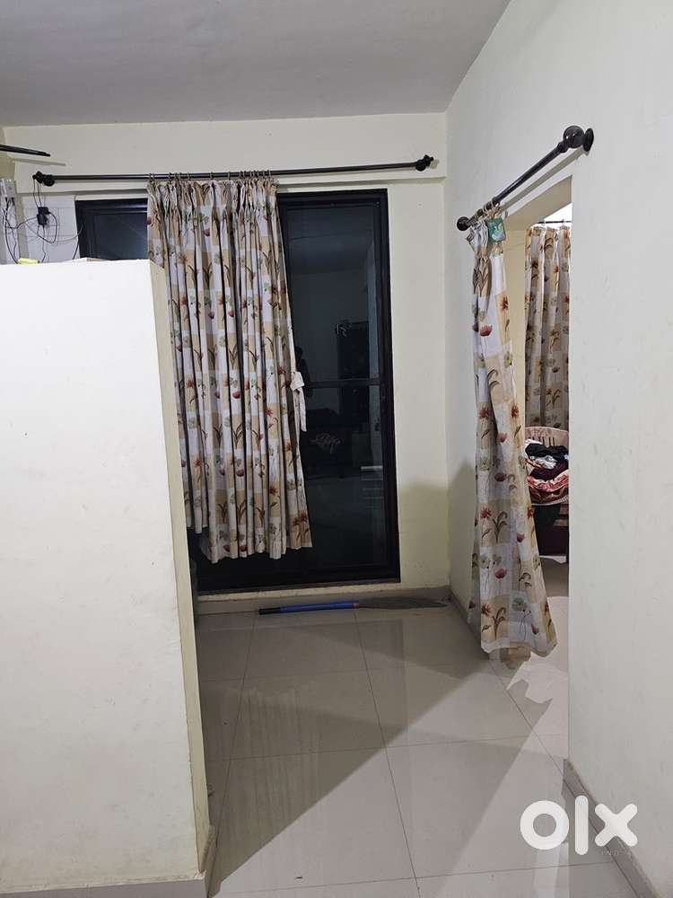 If you are looking for flat on rent in decent locality in Ghatkopar