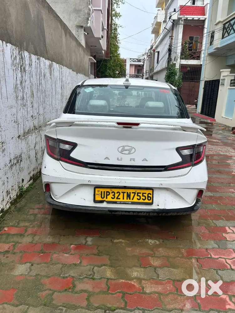 Hyundai Aura 2023 CNG & Hybrids 79000 Km Driven