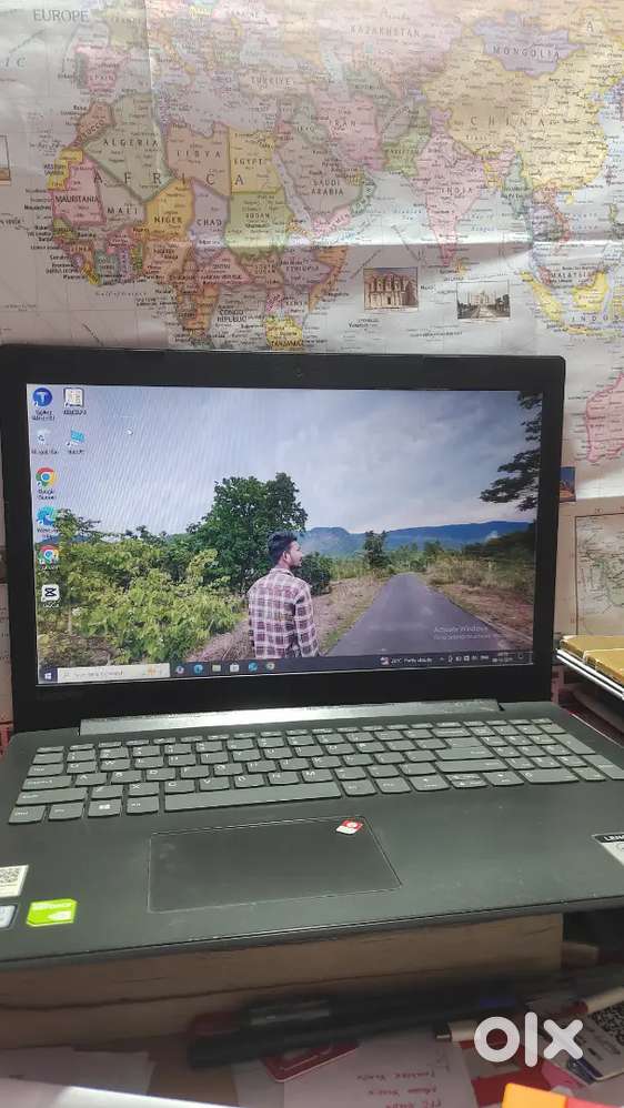 LAPTOP LENOVO IdeaPad 330