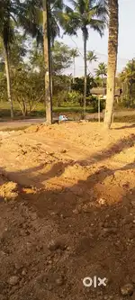 കിളിമാനൂർ ghss ന് സമീപം 5 സെൻറ് വസ്തു വില്പനക്ക്