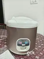 ELECTRIC RICE COOKER 1.8 LTR MADE IN HONG KONG